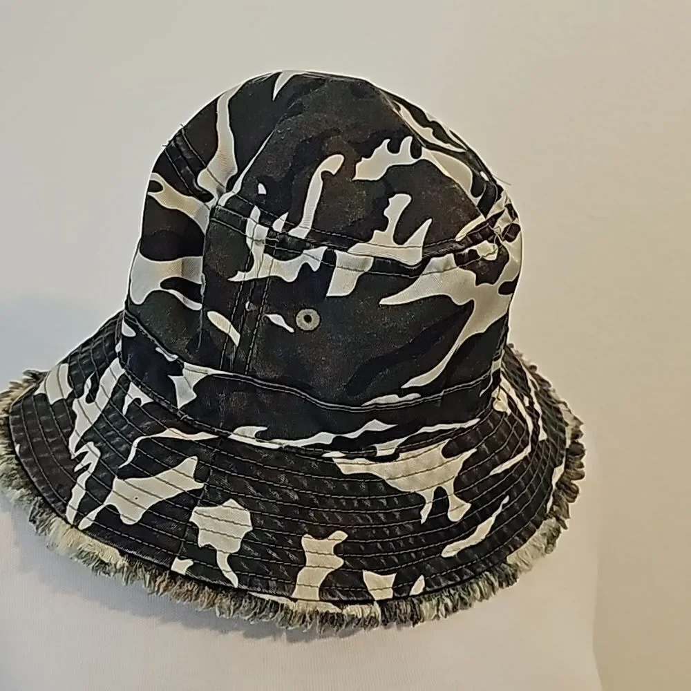 Kids broner camouflage bucket hat